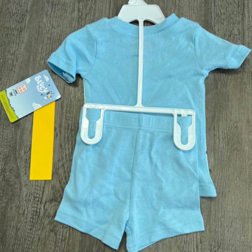 Bluey 2 Piece Short Sleeve Toddler Pajama Set - Picture 3 of 4